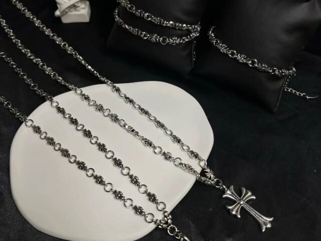 The chrome hearts necklace in Contemporary American Lifestyle Fashion